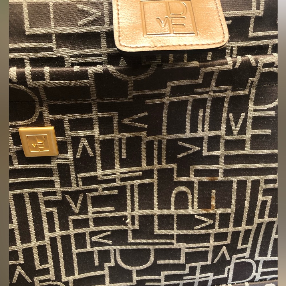 Diane Von Furstenberg (DVF) Travel Bag - Picture 4 of 7